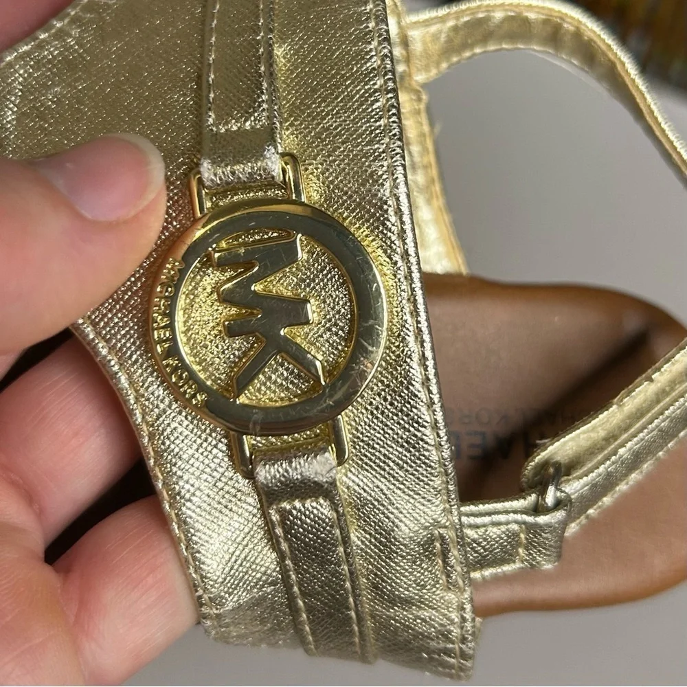 Girls Size 1 Gold Sandals MICHAEL KORS Thong Velcro Kids Shoes
